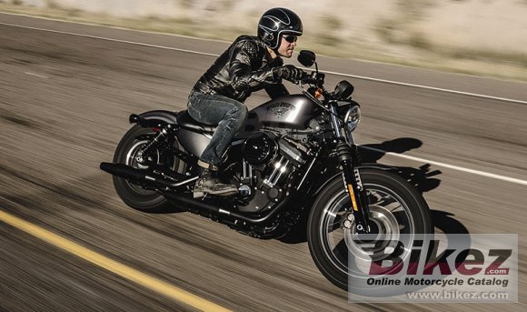 Harley-Davidson Sportster Iron 883 Dark Custom