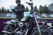 Harley-Davidson_Sportster_Seventy-Two_2013