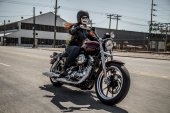 Harley-Davidson_Sportster_Superlow_2014