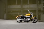 Harley-Davidson_Sportster_Superlow_2018