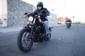 Harley-Davidson_Sportster_XL_883N_Iron_883_2010