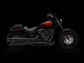 Harley-Davidson_Street_Bob_114_2021