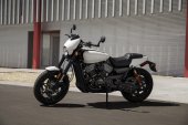 Harley-Davidson_Street_Rod_2020