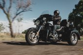 Harley-Davidson_Tri_Glide_Ultra_2016