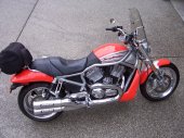 Harley-Davidson_VRSCR_Street_Rod_2006