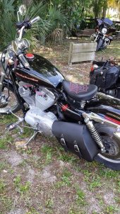 Harley-Davidson_XL_883_C_Sportster_Custom_2004