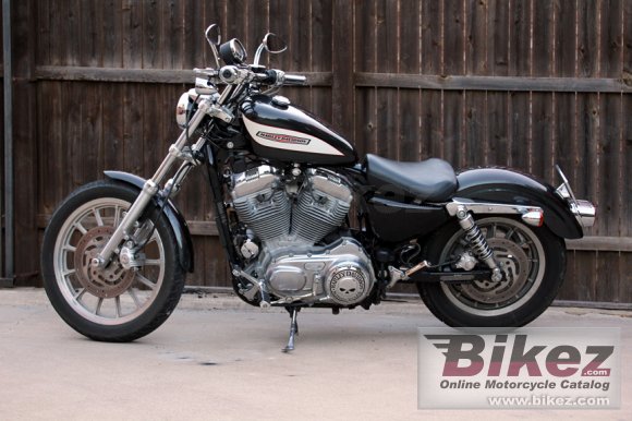Harley-Davidson XL 883 C Sportster Custom