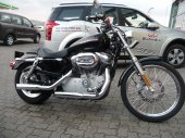 Harley-Davidson_XL_883C_Sportster_883_Custom_2006