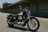 Harley-Davidson XL1200C Sportster Custom
