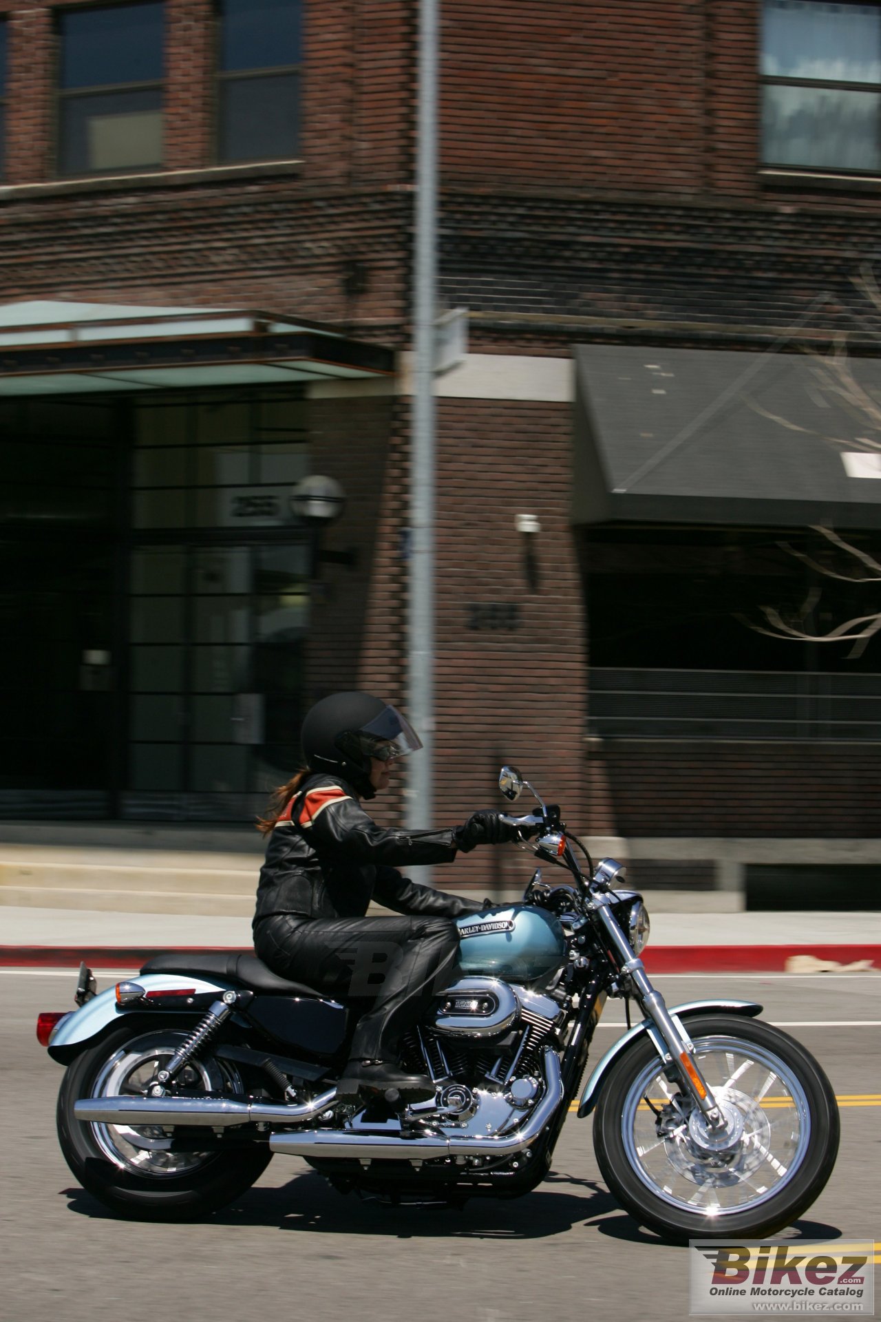 Harley-Davidson XL1200L Sportster Low