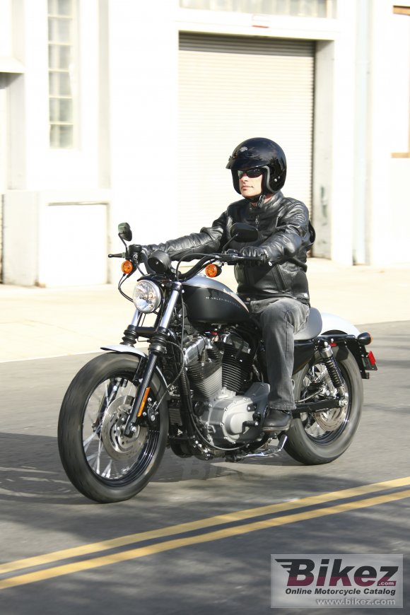 Harley-Davidson XL1200N Sportster 1200 Nightster