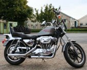 Harley-Davidson_XLH_Sportster_883_De_Luxe_1992