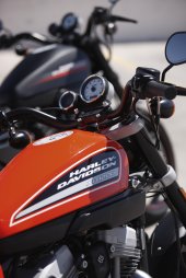 Harley-Davidson_XR1200_2010
