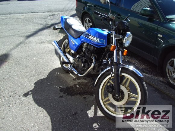 Honda CB 400 N (reduced effect)