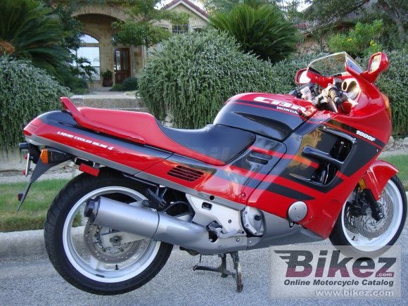 Honda CBR 1000 F