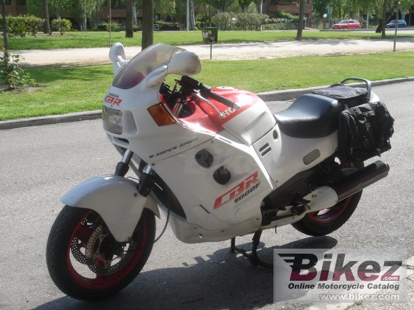 Honda CBR 1000 F