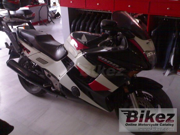 Honda CBR 1000 F