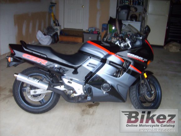 Honda CBR 1000 F