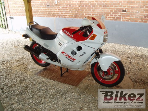 Honda CBR 1000 F