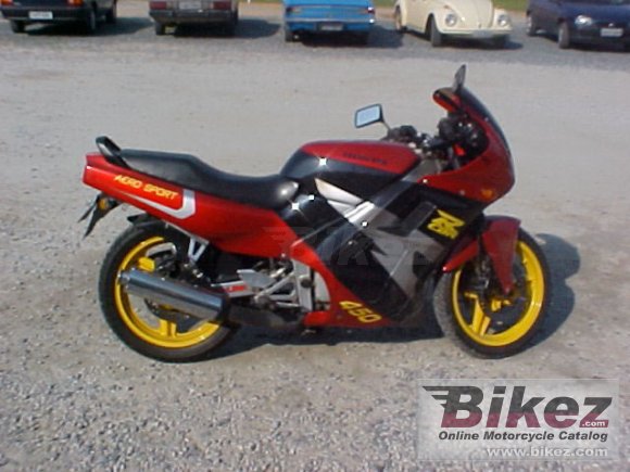 Honda CBR 450 SR