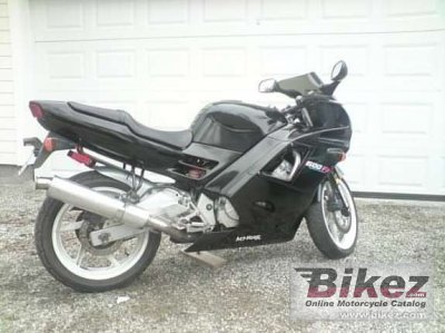 Honda CBR 600 F