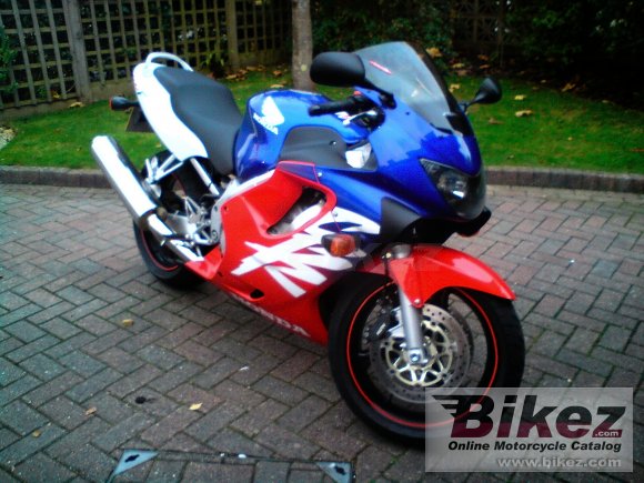 Honda CBR 600 F Ultima Light