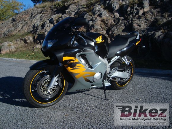 Honda CBR 600 F Ultima Light