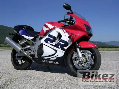 Honda CBR 900 RR