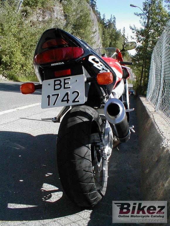 Honda CBR 900 RR