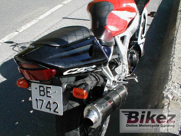 Honda CBR 900 RR