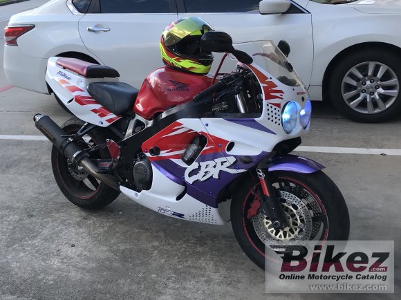 Honda CBR 900 RR Fireblade