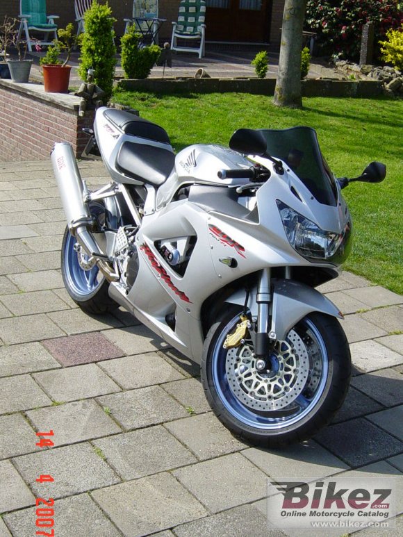 Honda CBR 900 RR Fireblade