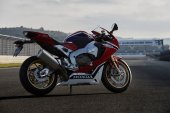 Honda_CBR1000RR_2017