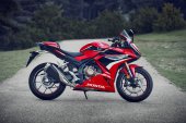 Honda_CBR500R_2022