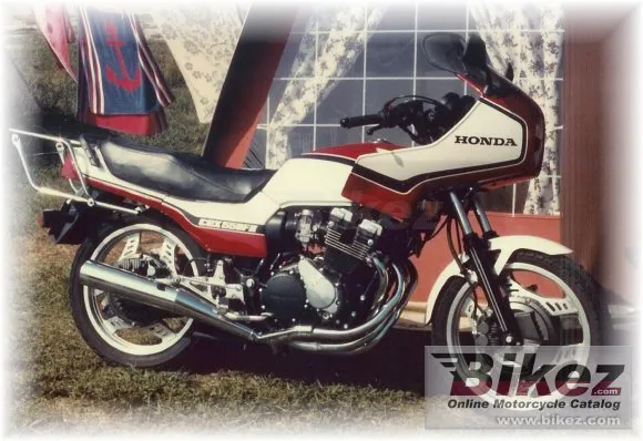 Honda CBX 550 F 2 (reduced effect)