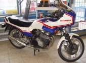 Honda_CBX_550_F_2_1982