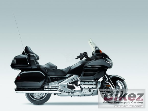 Honda GL1800 Gold Wing Deluxe