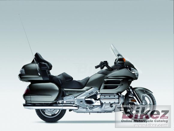 Honda Gold Wing Airbag