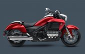 Honda_Gold_Wing_Valkyrie_ABS_2015