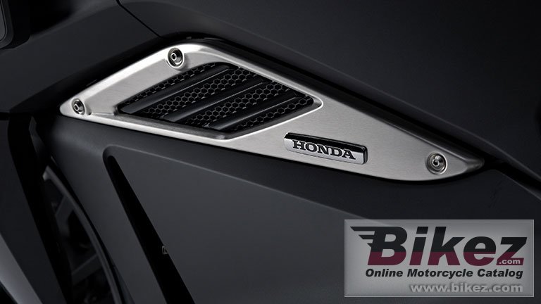 Honda NM4