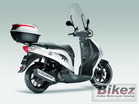 Honda PS125i