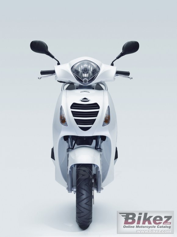 Honda PS125i Passion