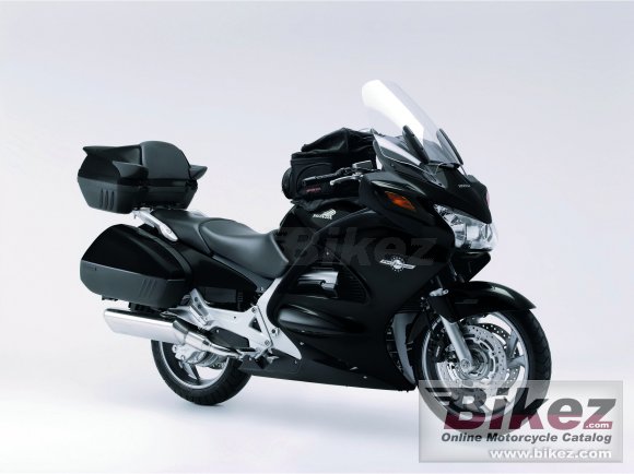 Honda ST1300A Pan-European