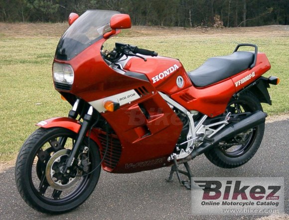 Honda VF 1000 F 2