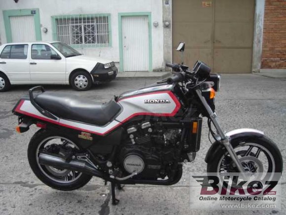 Honda VF 1100 S Sabre V65