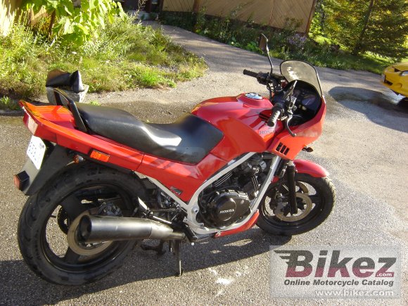 Honda VF 500 F