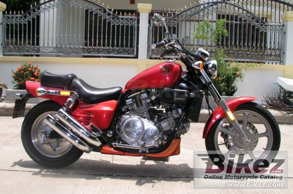 Honda VF 750 C