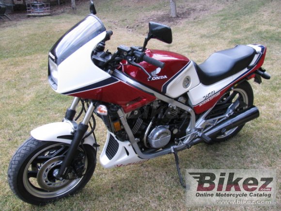 Honda VF 750 F