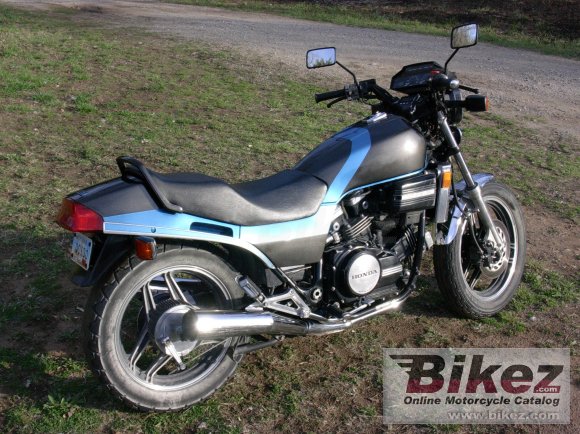 Honda VF 750 S V45 Sabre