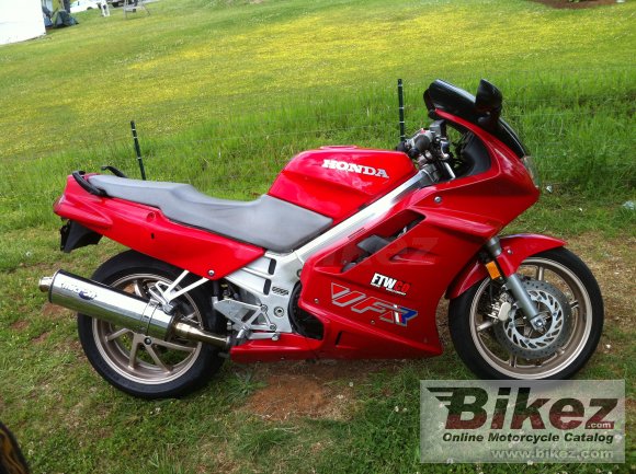 Honda VFR 750 F